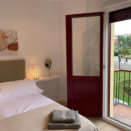 Apartamentos Santullano 1 Овьедо Экстерьер фото
