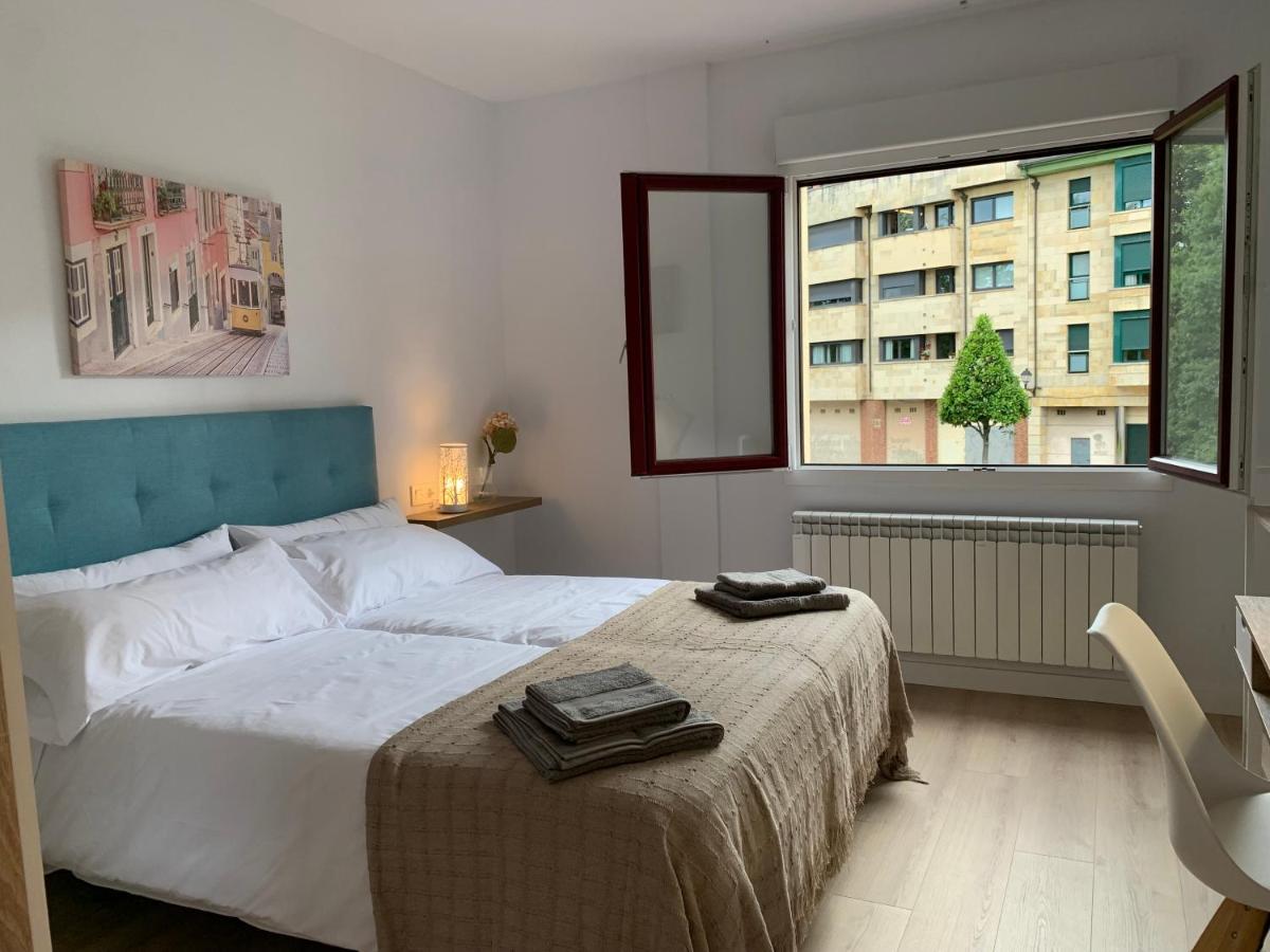 Apartamentos Santullano 1 Овьедо Экстерьер фото