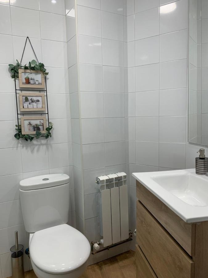 Apartamentos Santullano 1 Овьедо Экстерьер фото